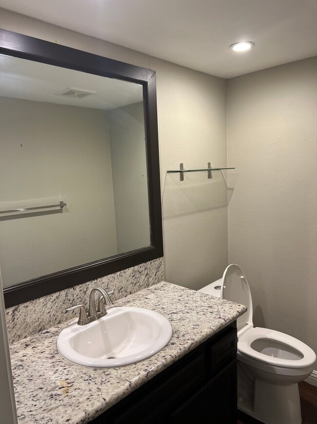 downstairs 1/2 bath - 10709 Portobelo Dr