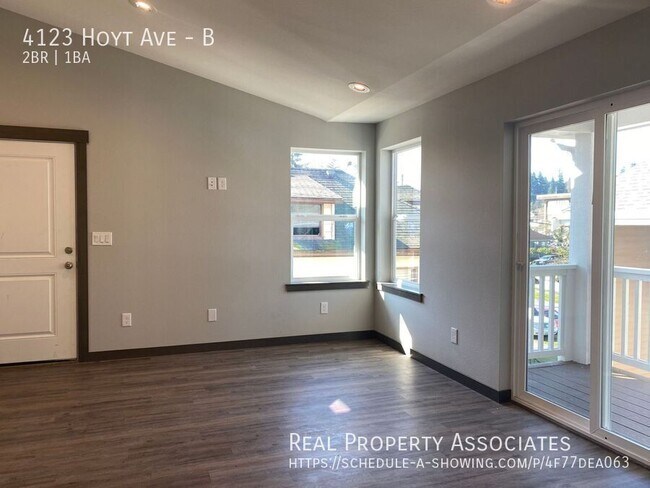 Building Photo - 4123 Hoyt Ave