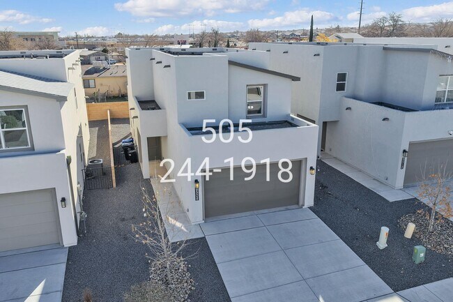 Building Photo - 9508 Sage Ranch Ct