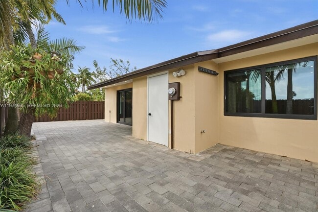 Building Photo - 11959 SW 122nd Ct