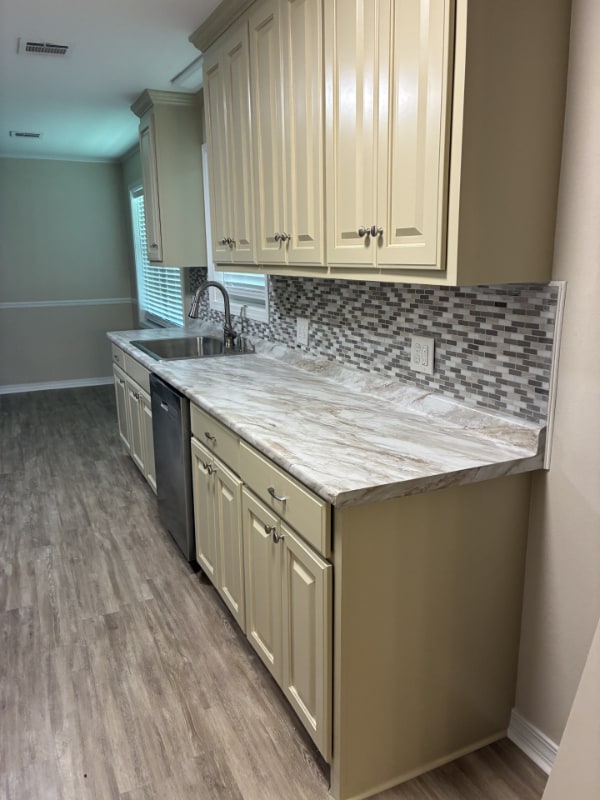 Building Photo - 396 Rowland Rd