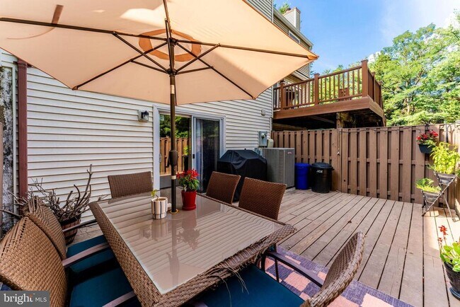 Building Photo - 2903 Bridgehampton Ct