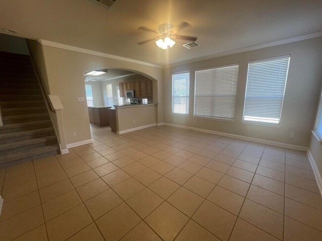 Building Photo - 2204 Voyageurs Ln