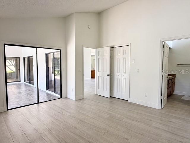 Building Photo - 553 Walnut Grove Pl