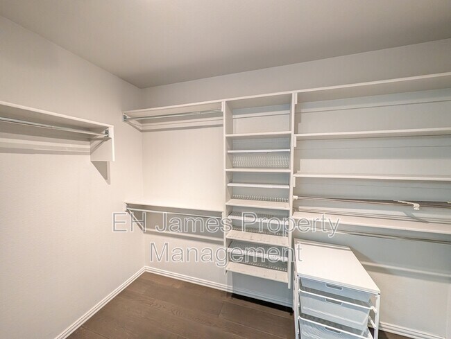 Building Photo - 3612 West 107th Ct S