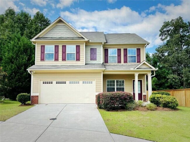 Primary Photo - 527 Pine Ln