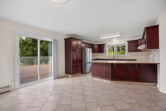 Building Photo - 1301-1305 Mitchell Ave