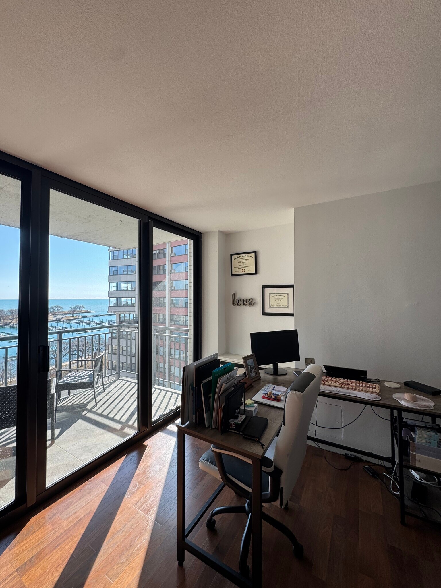 Building Photo - 3430 N Lake Shore Dr