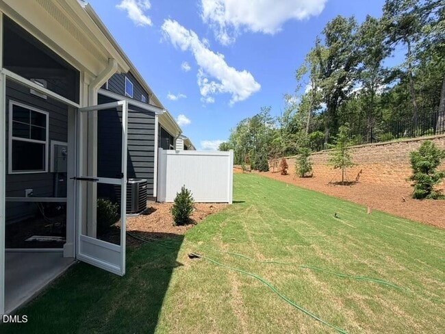 Building Photo - 228 Deercroft Dr