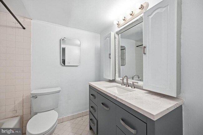 Building Photo - 301 N Beauregard St