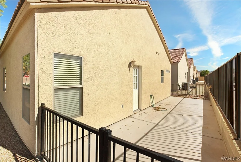 Building Photo - 1132 Pear Tree Ln