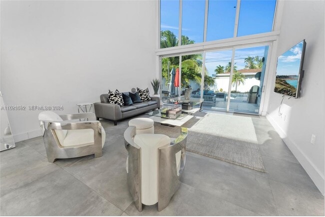 Building Photo - 7525 Buccaneer Ave