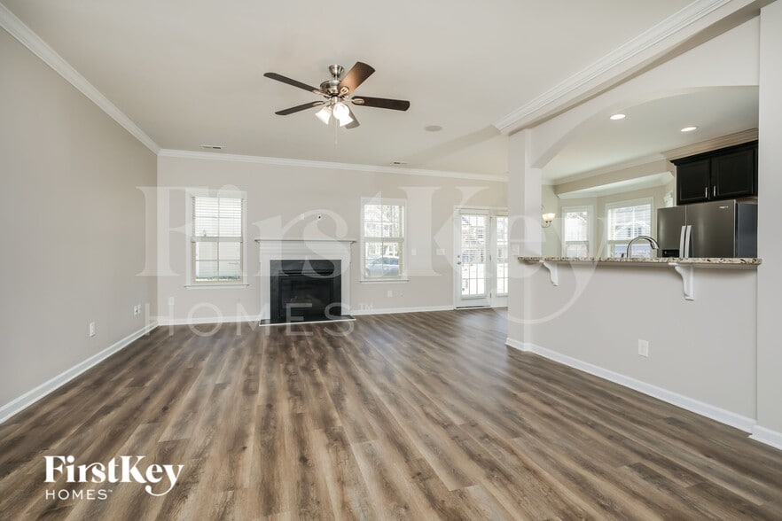 Building Photo - 5105 Sleepy Falls Run