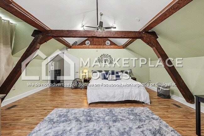 Building Photo - 1391 Woodbridge St