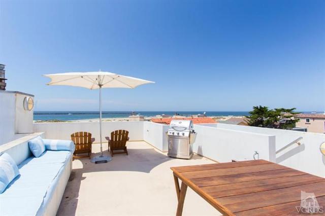 Building Photo - 3302 Ocean Dr