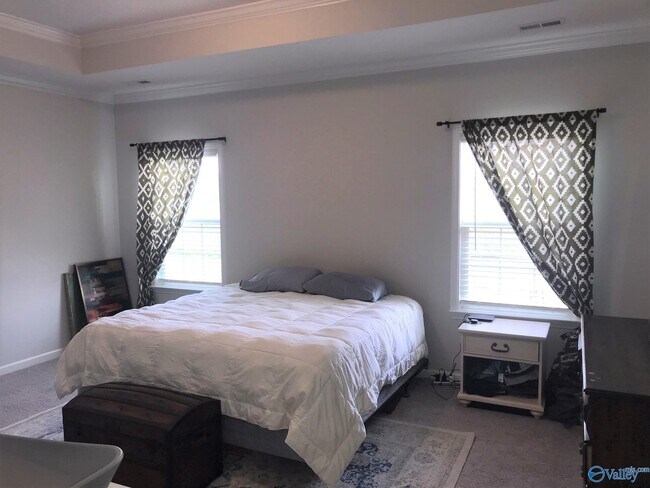Building Photo - 144 Count Fleet Ct