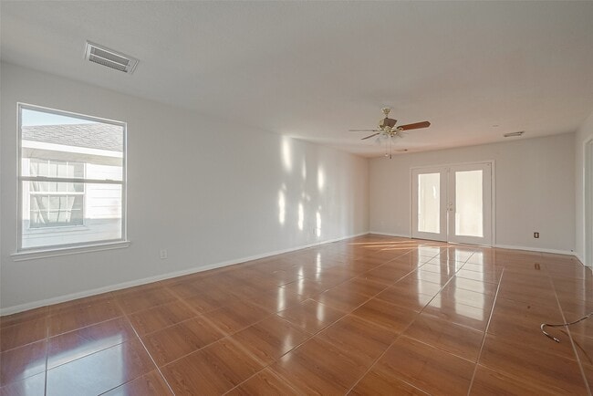 Building Photo - 9407 Demsey Mill Dr