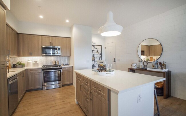 Building Photo - 3303 Marisol Pl