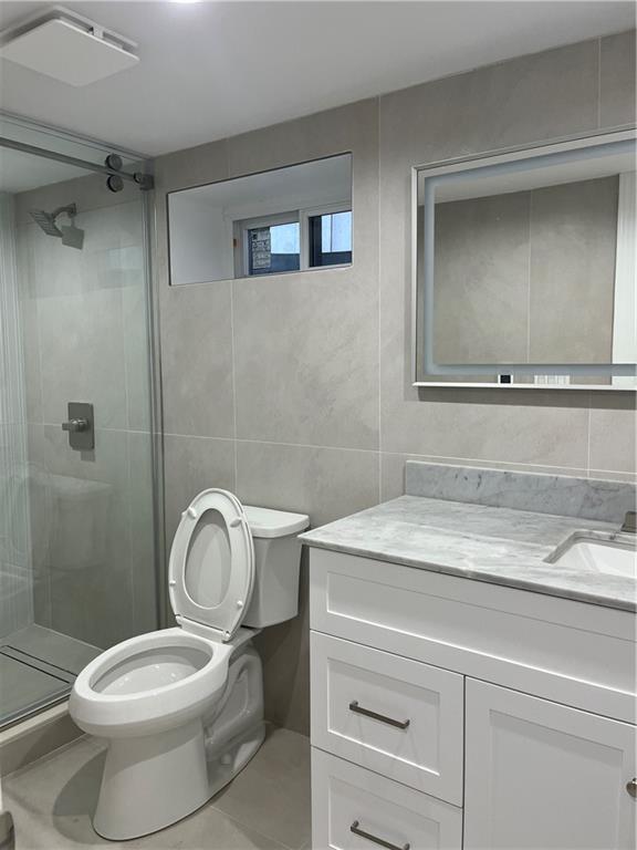 Building Photo - 114 Emily Ave