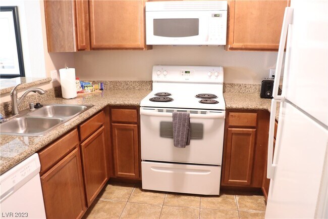 Building Photo - 2111 Jetty Rock Dr