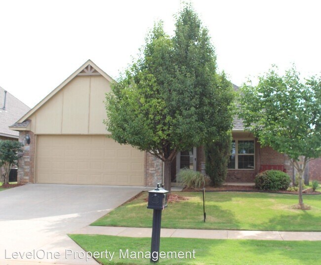 Primary Photo - 4 br, 2 bath House - 16208 Snowy Owl Drive