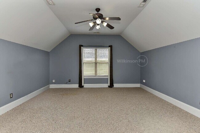 Building Photo - Charming 3-Bedroom in Arbor Croft with Out...