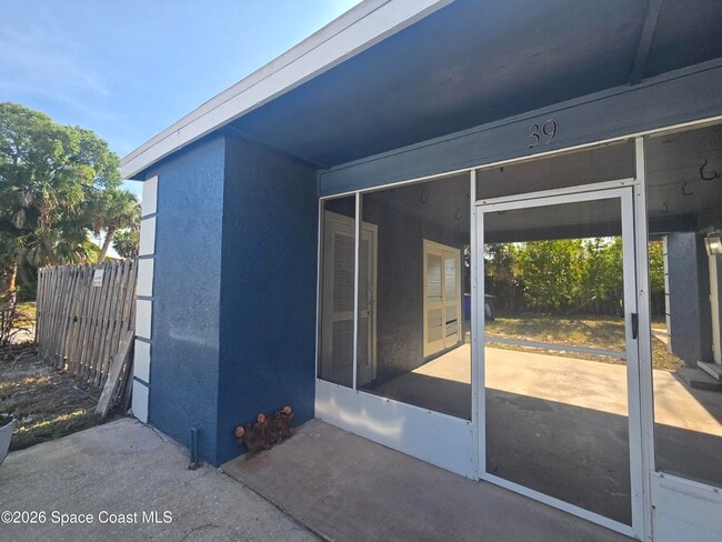 Building Photo - 39 E Azalea Cir