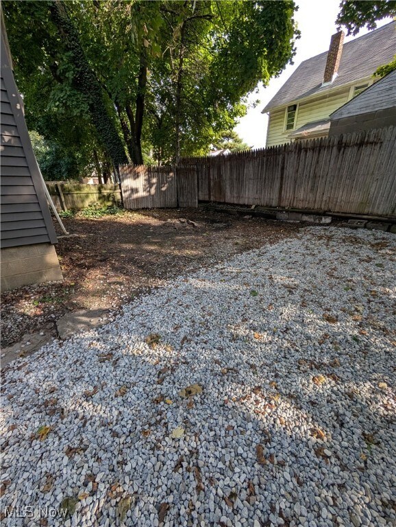Building Photo - 832 E Buchtel Ave