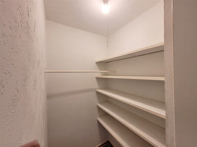 Building Photo - 16706 Moary Firth Dr