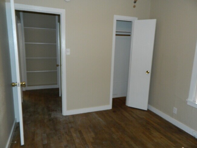 Building Photo - Ginder Properties3 (4501 Lareina Dr)
