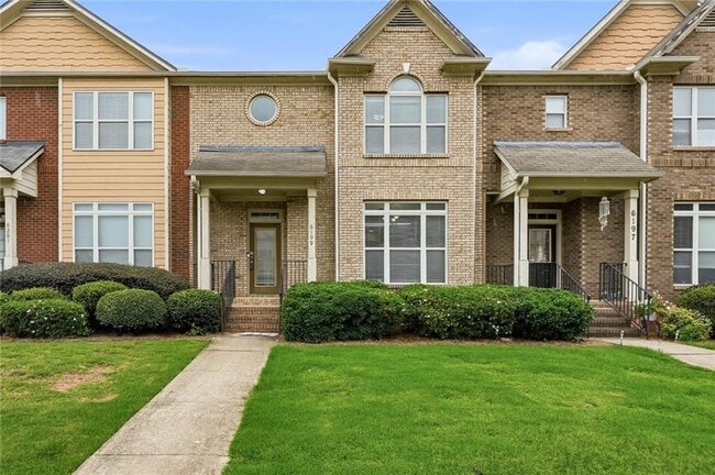 Building Photo - 6199 Thorncrest Dr