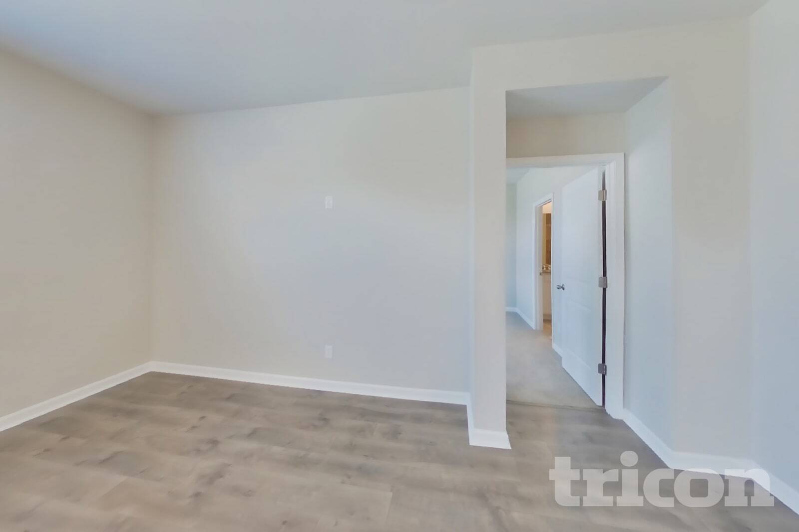 Building Photo - 2028 Tate Farm Ln