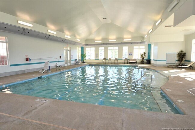 Building Photo - 244 Amber Acorn Ave