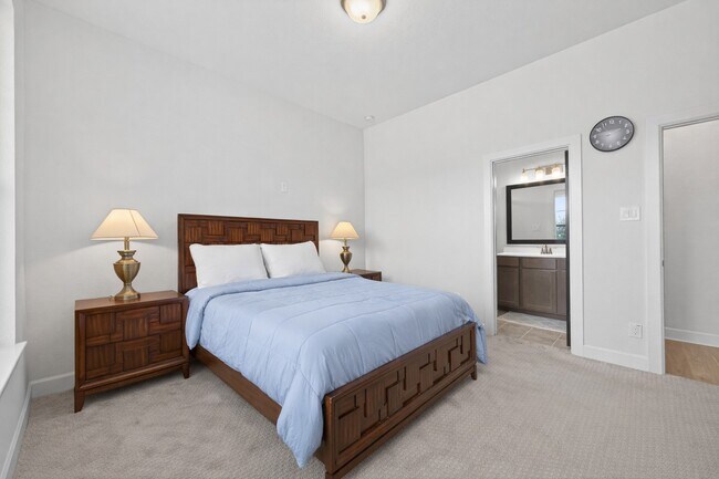 Building Photo - 14327 Vis Vw Dr