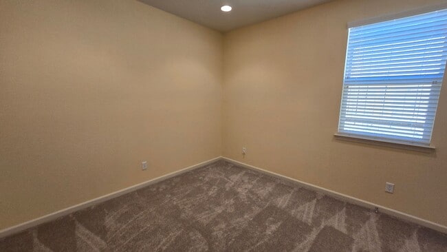 Building Photo - Single Story Del Webb Home!