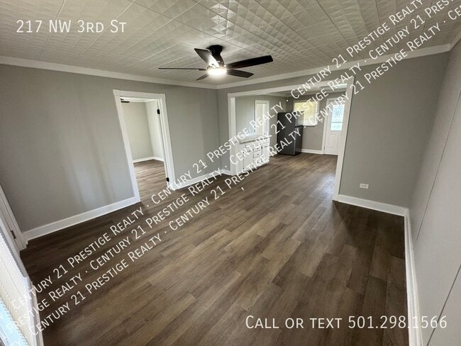 Building Photo - 217 NW 3rd St