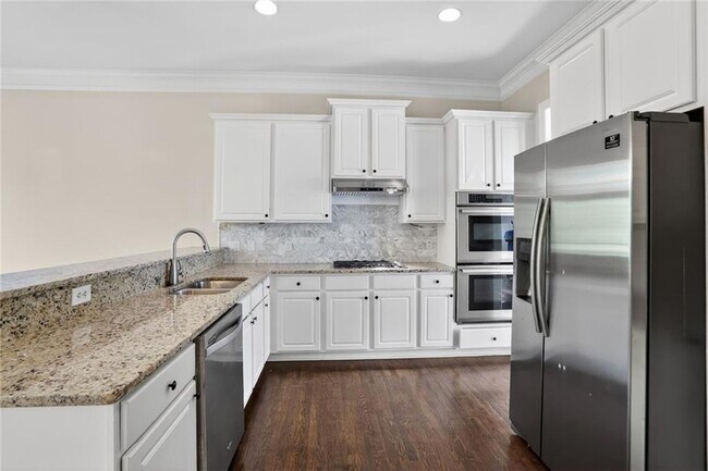 Building Photo - 1128 Ashton Bluff Dr NE