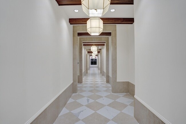 Building Photo - 9140 Silver Marsh Ln