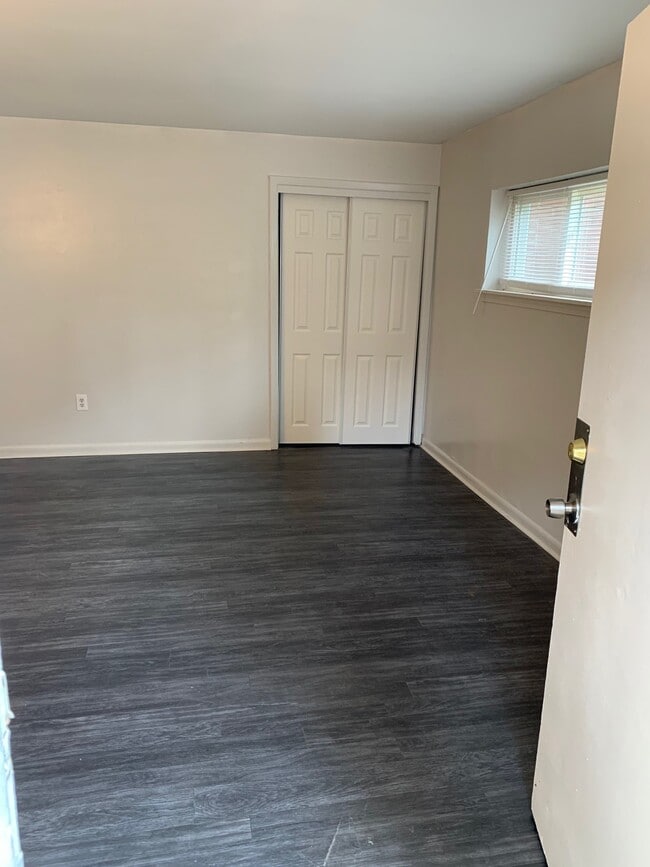 Building Photo - 2744 Miles Cir