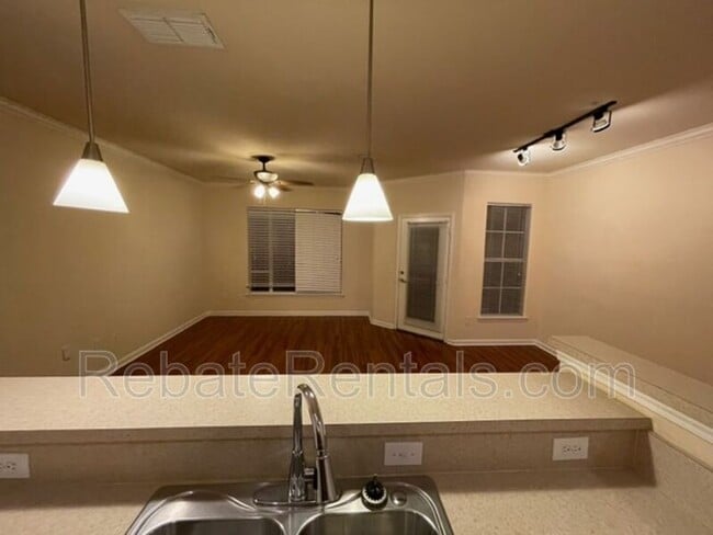 Building Photo - 8290 Gate Pkwy W