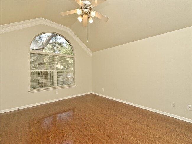 Building Photo - 11 Troon Dr