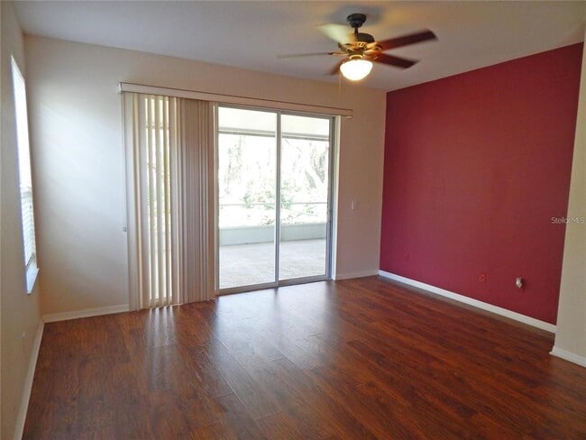 Building Photo - 5925 Sandhill Ridge Dr