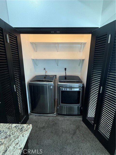 Building Photo - 388 E Ocean Blvd