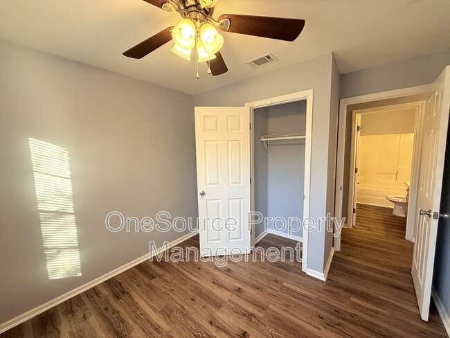 Building Photo - 209 Earnest St