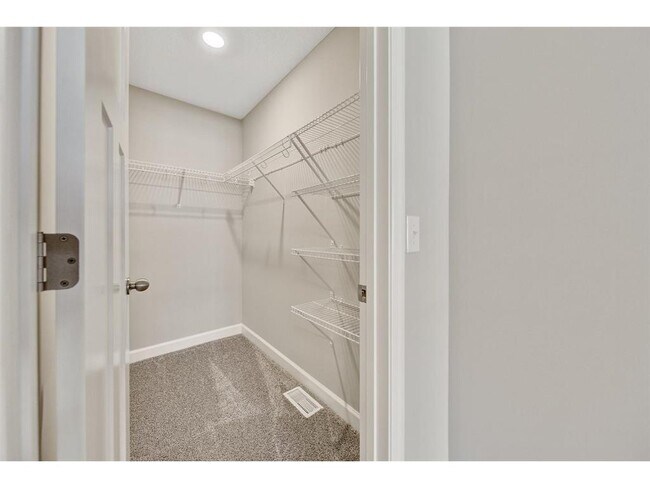 Building Photo - 10518 Weston Wy N