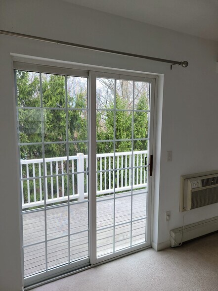 Balcony - 1307 Dryden Rd