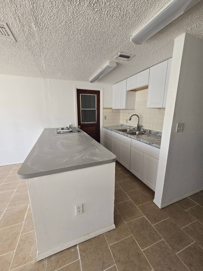 Building Photo - 4931 Filner St