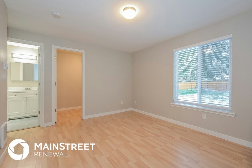 Building Photo - 12009 163rd St Ct E