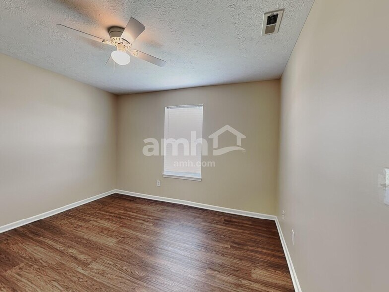 Building Photo - 8193 Tasman Dr