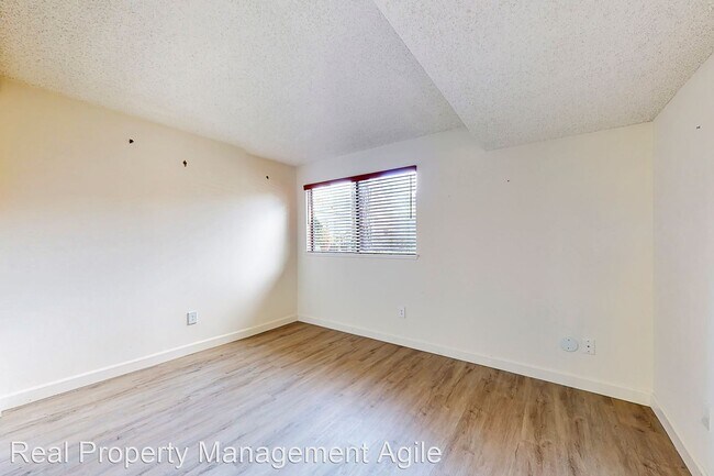 Building Photo - 3 br, 2 bath House - 31291 E Nine Drive